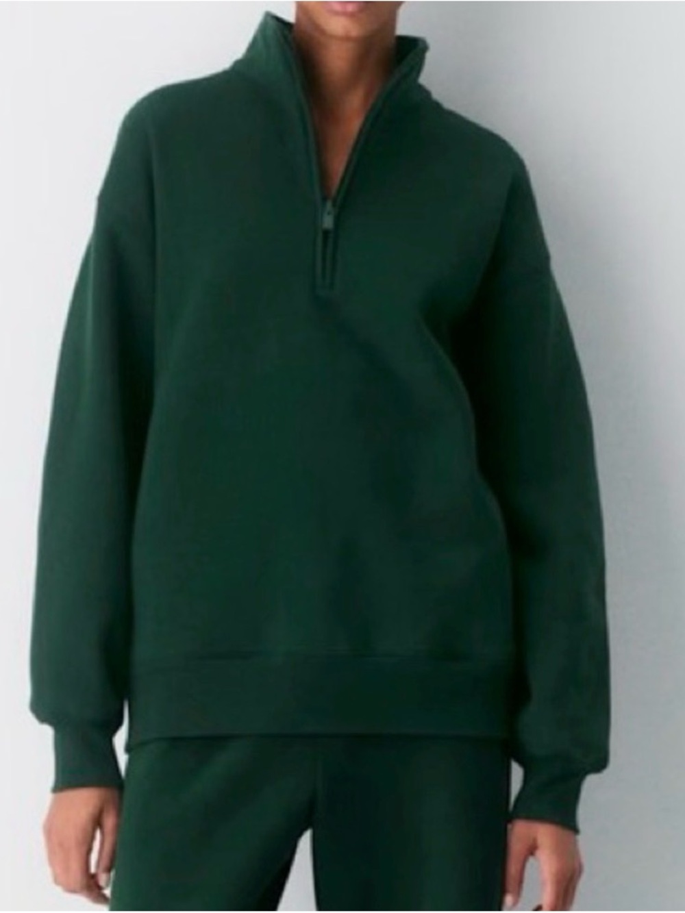 Aritzia TNA green half zip in XS